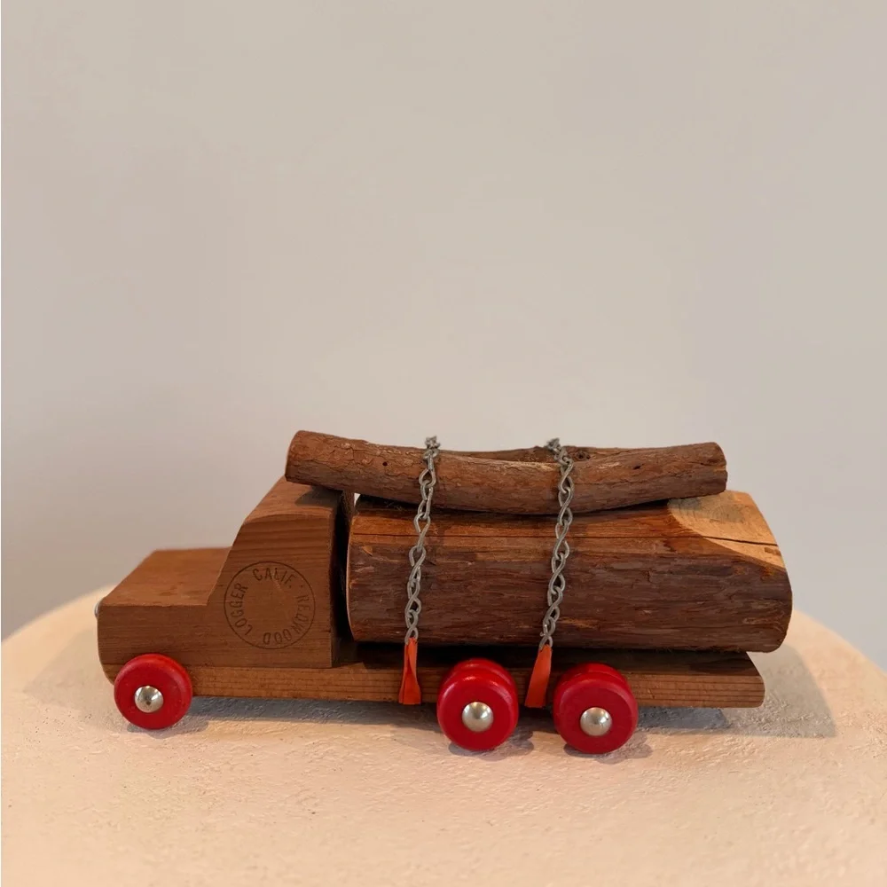 VINTAGE HANDMADE CALIFORNIA REDWOOD LOGGING LOGO TRUCK‎ WOODEN TOY SOUVENIR